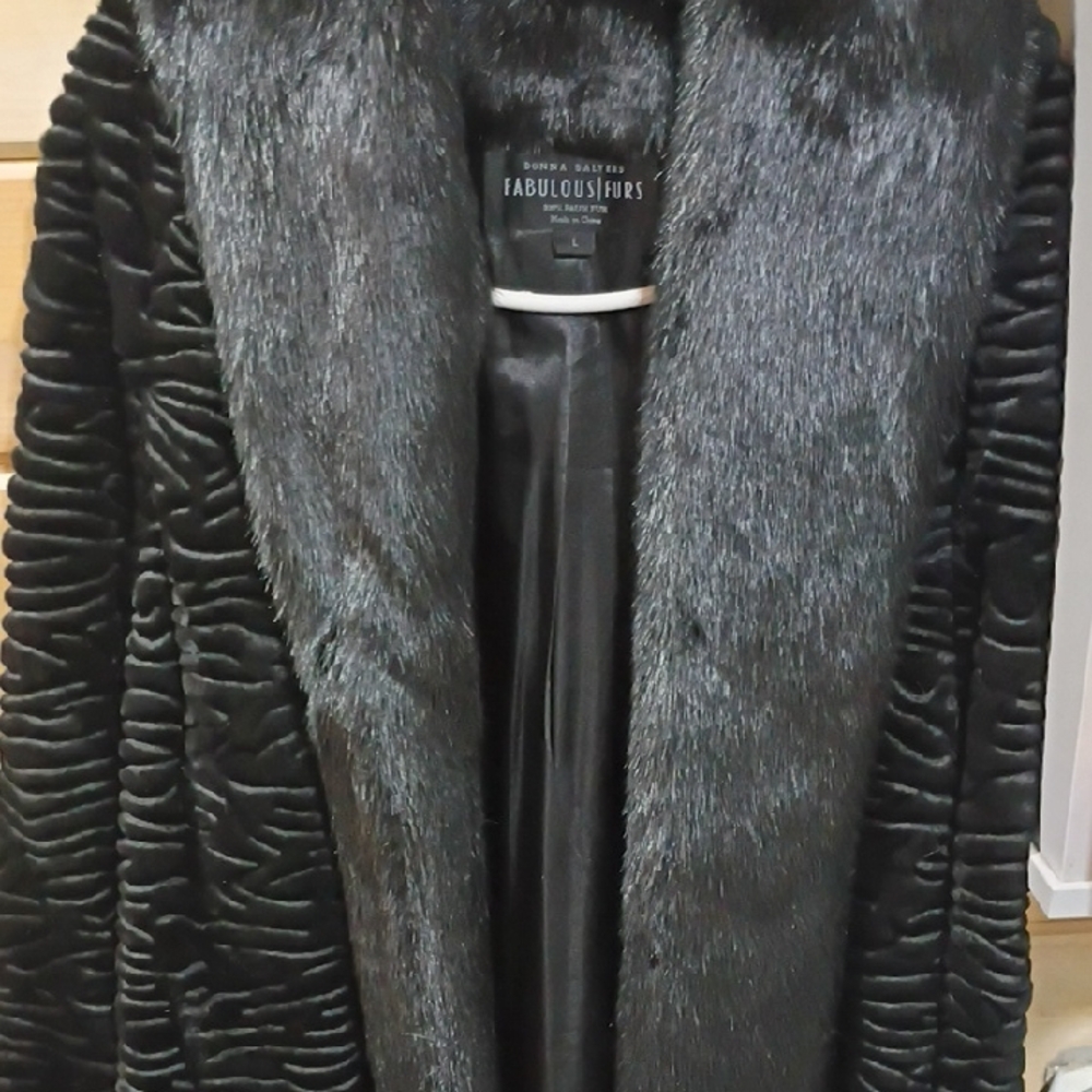 Fabulous Furs Elegant Black Teddy Jacket